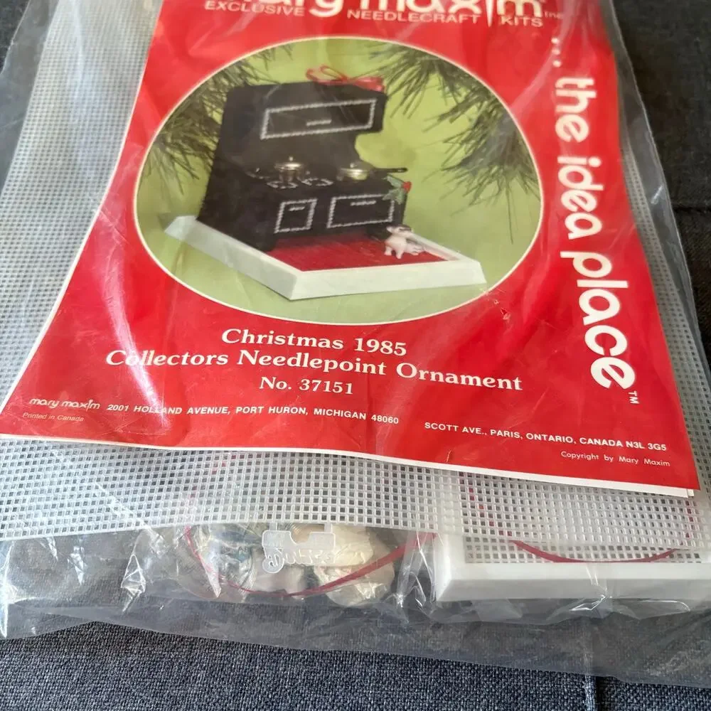Old Fashioned Stove Christmas 1985 Ornament Vintage Needlepoint Kit Mary Maxim
